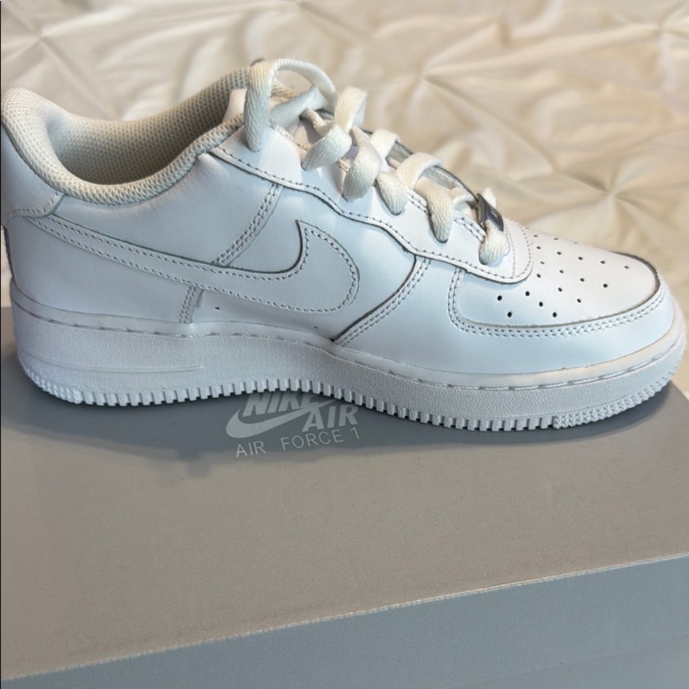 Nike Air Force 1 Low White Sneakers